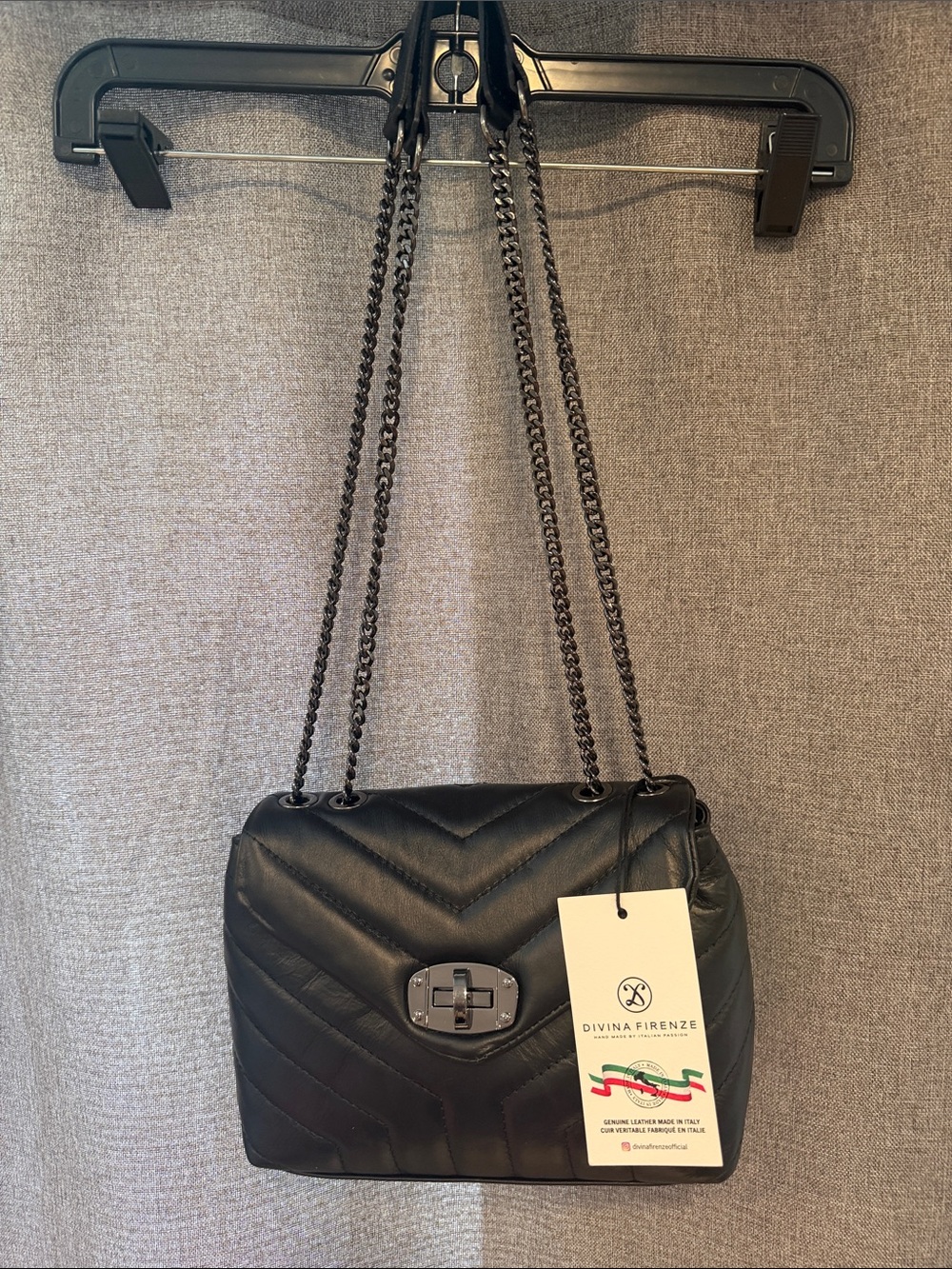 Divina Firenze Black Quilted Shoulder Bag with Chain Strap